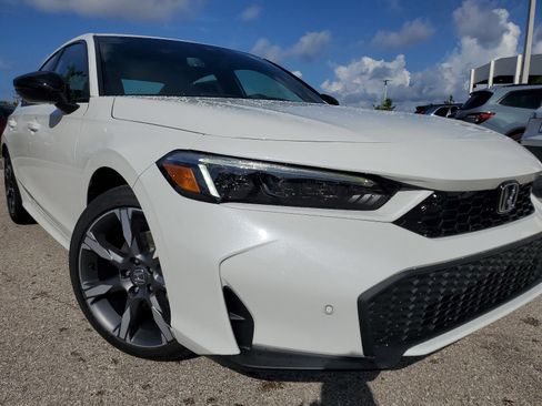 New 2025 Honda Civic Sport Touring image 2