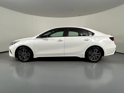 Used 2023 Kia Forte GT-Line FWD image 4