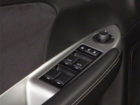 Used 2013 Chrysler 200 S image 21