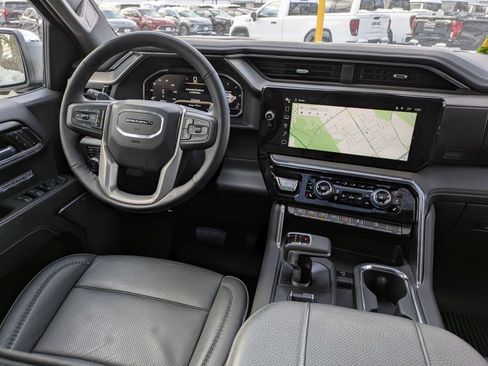 Certified 2025 GMC Sierra 1500 Denali w/ Technology Package image 15