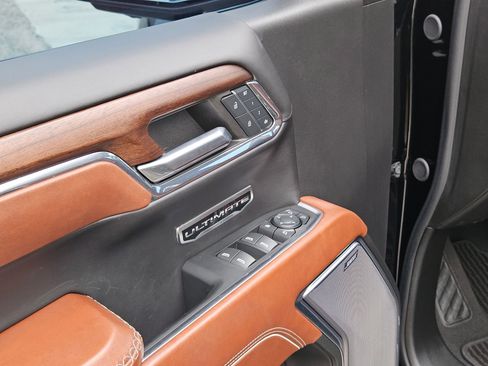 Used 2024 GMC Sierra 1500 Denali Ultimate AWD/4WD image 12