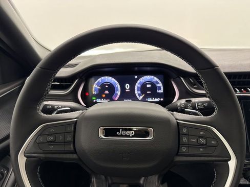 New 2025 Jeep Grand Cherokee L Altitude AWD/4WD image 27