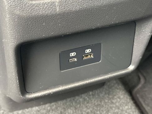 Used 2023 Nissan Rogue SV AWD/4WD image 30