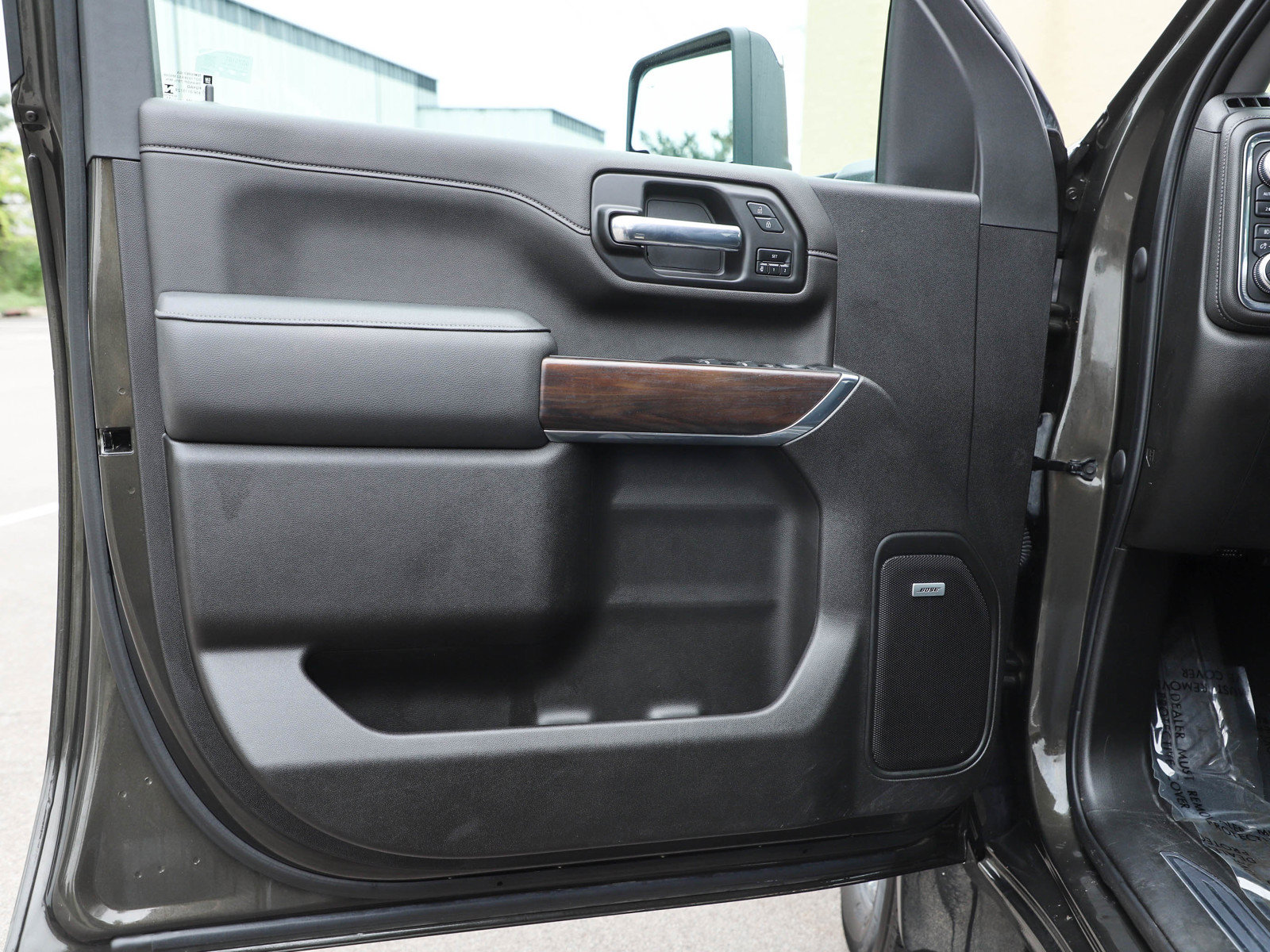 Used 2022 GMC Sierra 3500 SLT w/ SLT Premium Package AWD/4WD image 17