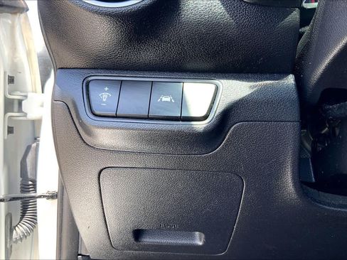 Used 2021 Kia Forte LXS FWD image 33