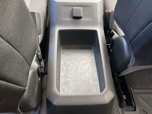 Used 2023 Chevrolet Colorado W/T image 18