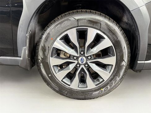 Used 2024 Subaru Outback Limited XT AWD/4WD image 36