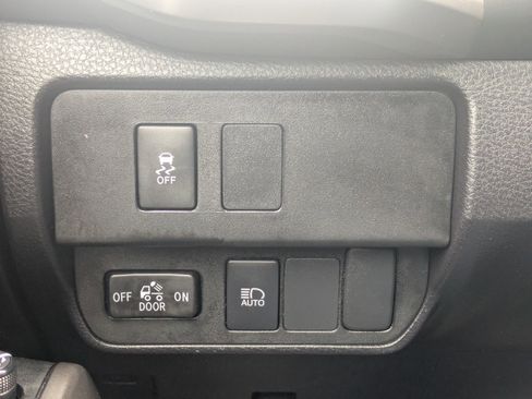 Used 2023 Toyota Tacoma SR5 image 17