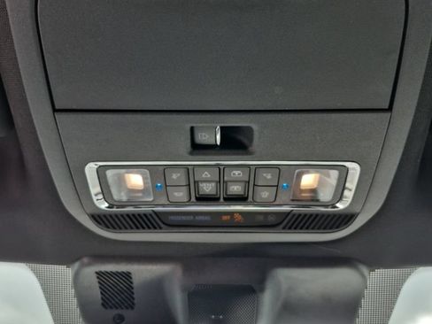 Used 2022 Ford F150 Platinum w/ Equipment Group 701A High AWD/4WD image 33