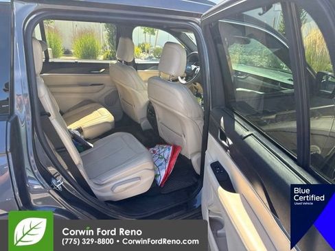 Used 2025 Jeep Grand Cherokee L Limited w/ Luxury Tech Group II AWD/4WD image 15