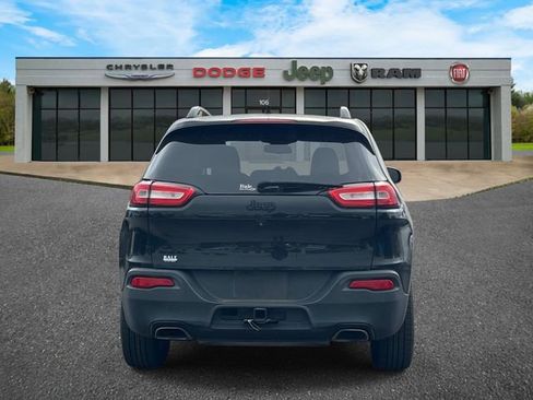 Used 2015 Jeep Cherokee Latitude w/ Cold Weather Group image 4