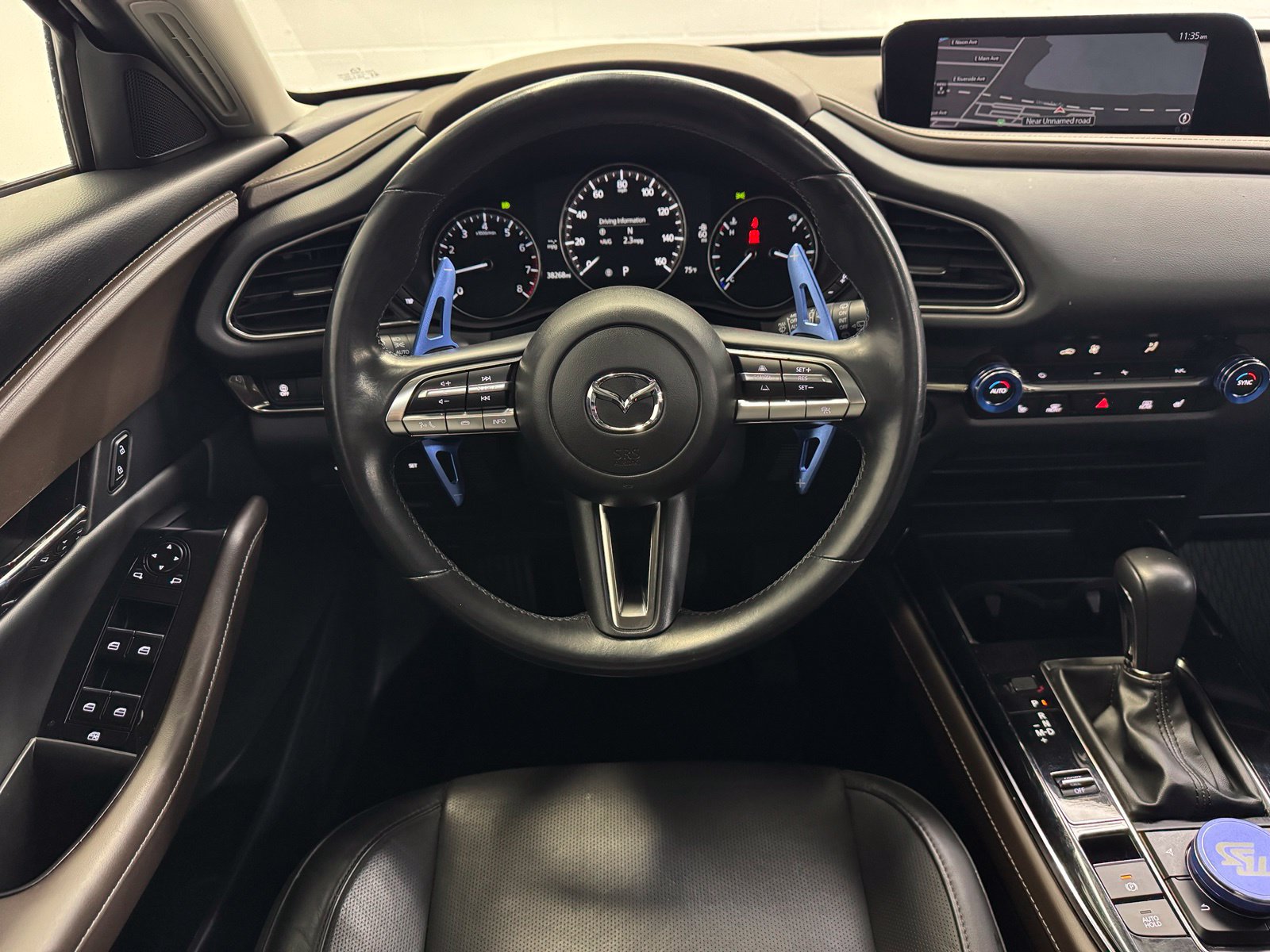 Used 2023 MAZDA CX-30 AWD 2.5 S w/ Premium Package image 17