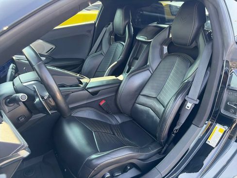 Used 2020 Chevrolet Corvette Stingray Preferred Cpe w/ 2LT Preferred Equipment Group RWD image 24