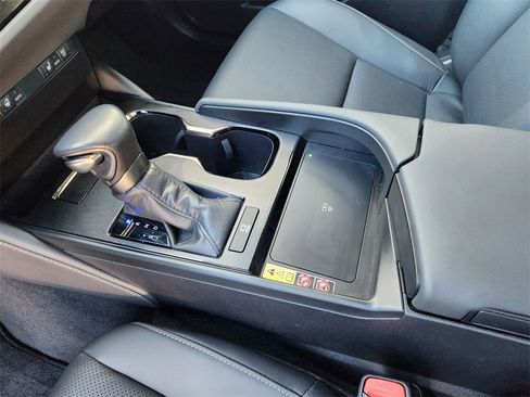 Used 2023 Lexus ES 250 w/ Premium Package image 20