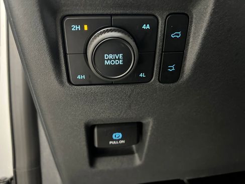 Used 2025 Ford Expedition Max Active image 57