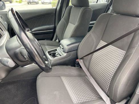 Used 2023 Dodge Charger SXT RWD image 14