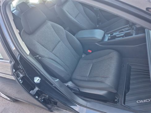 Certified 2023 Honda Accord LX image 17