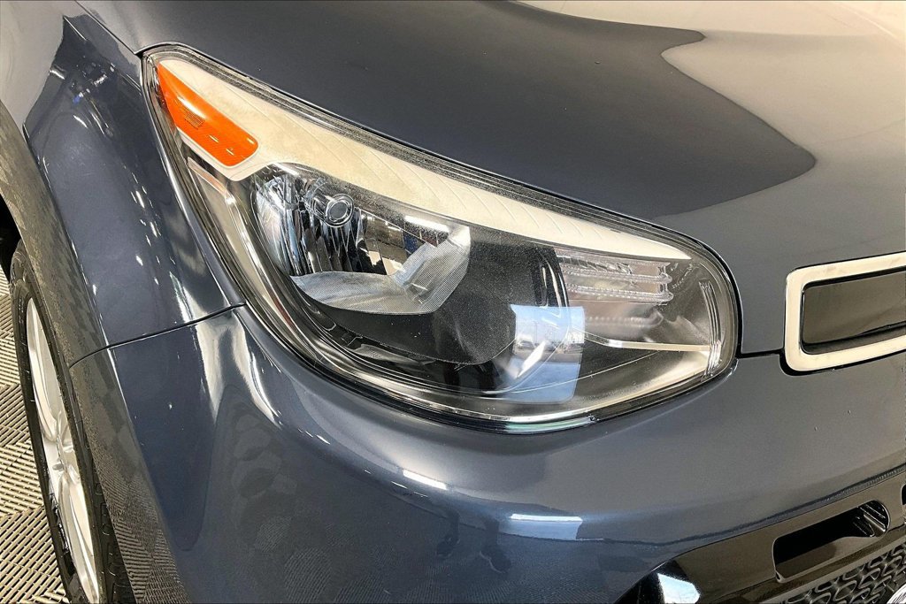 Used 2016 Kia Soul + FWD image 26
