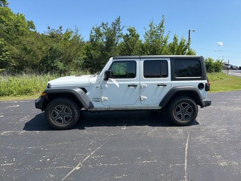 Used 2020 Jeep Wrangler Unlimited Sport S AWD/4WD image 4