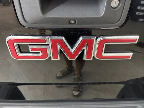 Used 2016 GMC Sierra 1500 SLE w/ All-Terrain Package AWD/4WD image 33