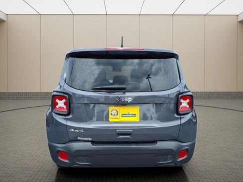 Used 2023 Jeep Renegade Latitude AWD/4WD image 10