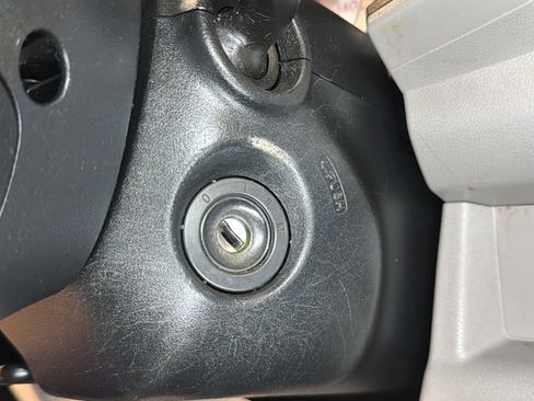 Used 2011 Honda Pilot Touring image 24