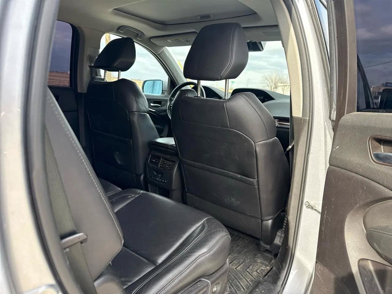 Used 2016 Acura MDX w/ Technology Package AWD/4WD image 37