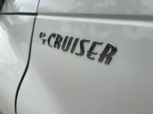 Used 2004 Chrysler PT Cruiser Touring image 40