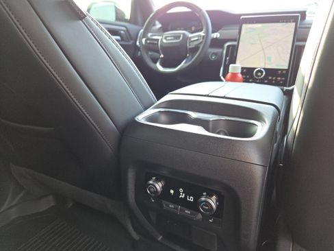 New 2026 GMC Acadia Denali w/ Super Cruise Package FWD image 25