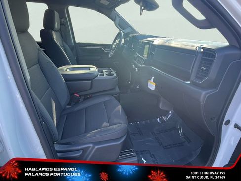 New 2026 GMC Sierra 1500 SLE w/ Preferred Package RWD image 31