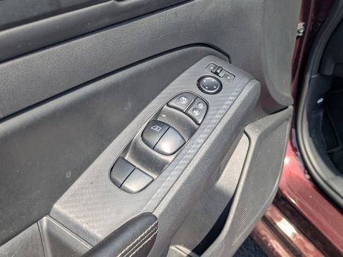 Used 2024 Nissan Altima 2.5 SV FWD image 27