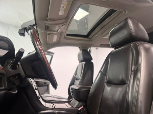 Used 2008 Cadillac Escalade EXT AWD/4WD image 45