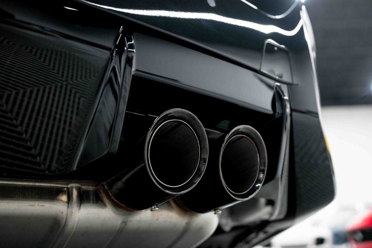 Used 2025 BMW M2 w/ Lighting Package RWD image 33