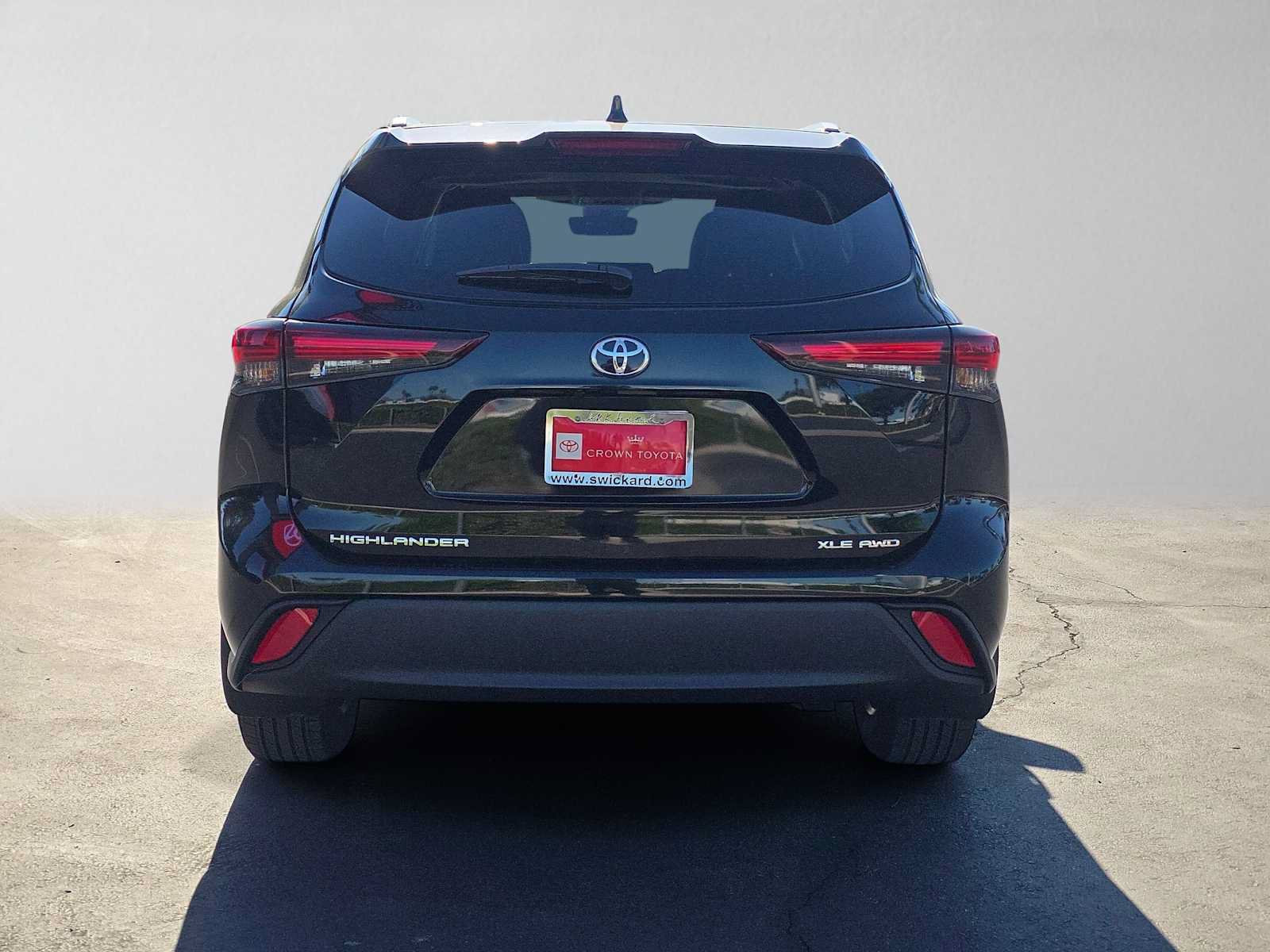 Certified 2026 Toyota Highlander XLE AWD/4WD image 4