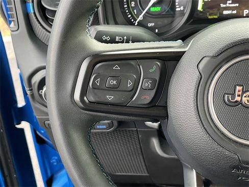 Used 2024 Jeep Wrangler Unlimited Rubicon 4xe image 28