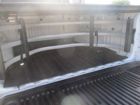 Used 2015 Chevrolet Colorado Z71 RWD image 17
