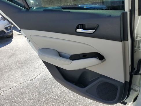 Used 2022 Nissan Altima 2.5 SL image 13