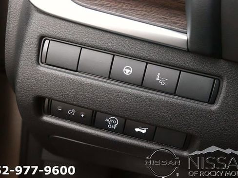 New 2026 Nissan Rogue Platinum AWD/4WD image 25