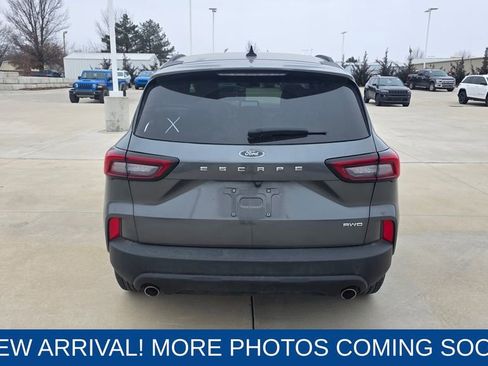 Used 2025 Ford Escape ST-Line image 4