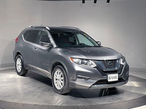 Used 2020 Nissan Rogue SV image 35