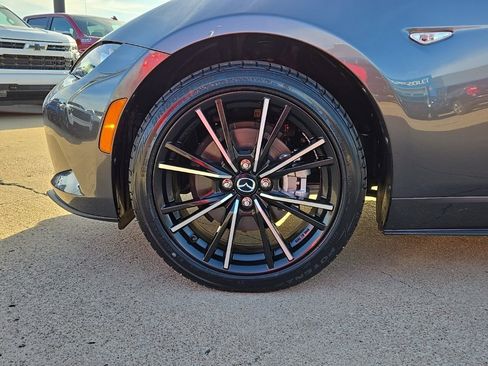 Used 2024 MAZDA MX-5 Miata RF Grand Touring image 11