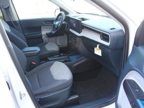 Used 2025 Ford Maverick XLT FWD image 22