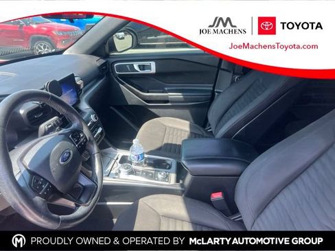 Used 2020 Ford Explorer XLT AWD/4WD image 1