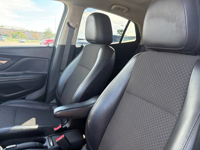 Used 2020 Buick Encore Preferred AWD/4WD image 14