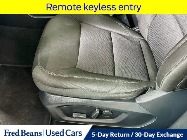 Used 2022 Ford Explorer XLT AWD/4WD image 23