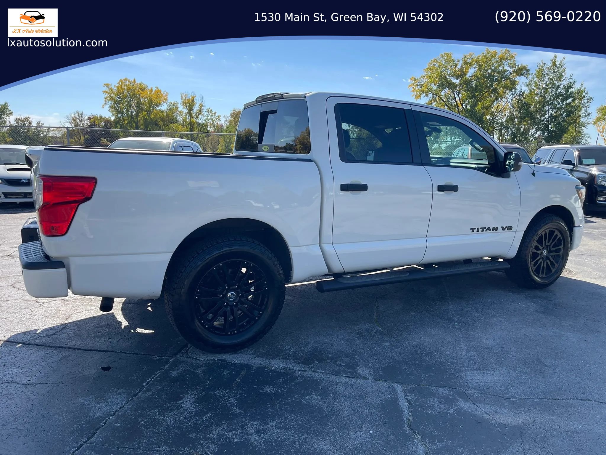 Used 2019 Nissan Titan SV w/ SV Convenience Package AWD/4WD image 5