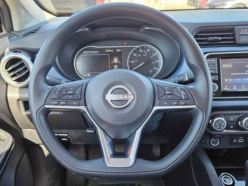 Used 2025 Nissan Versa SV FWD image 20