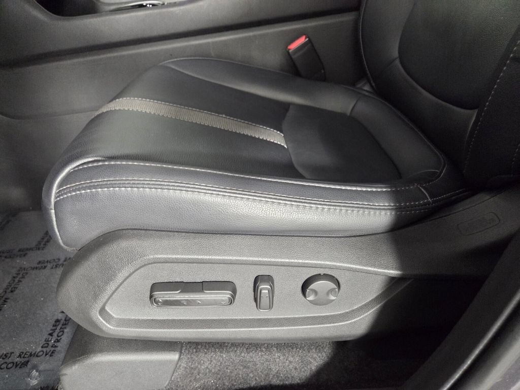 Used 2024 Honda Pilot EX-L image 26