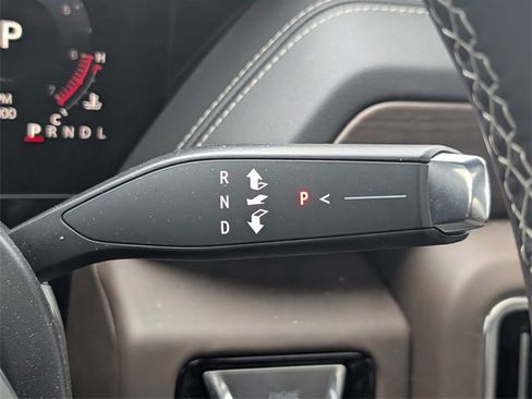 Used 2025 GMC Yukon Denali Ultimate image 18