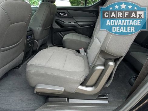 Used 2023 Chevrolet Traverse LT AWD/4WD image 17